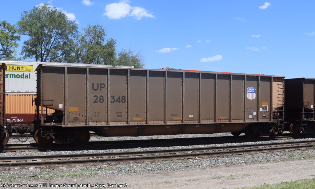 UP 28348 - Union Pacific